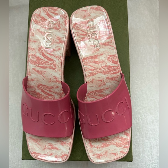Gucci Rubber Slides Marbled Pink - Picture 5 of 7